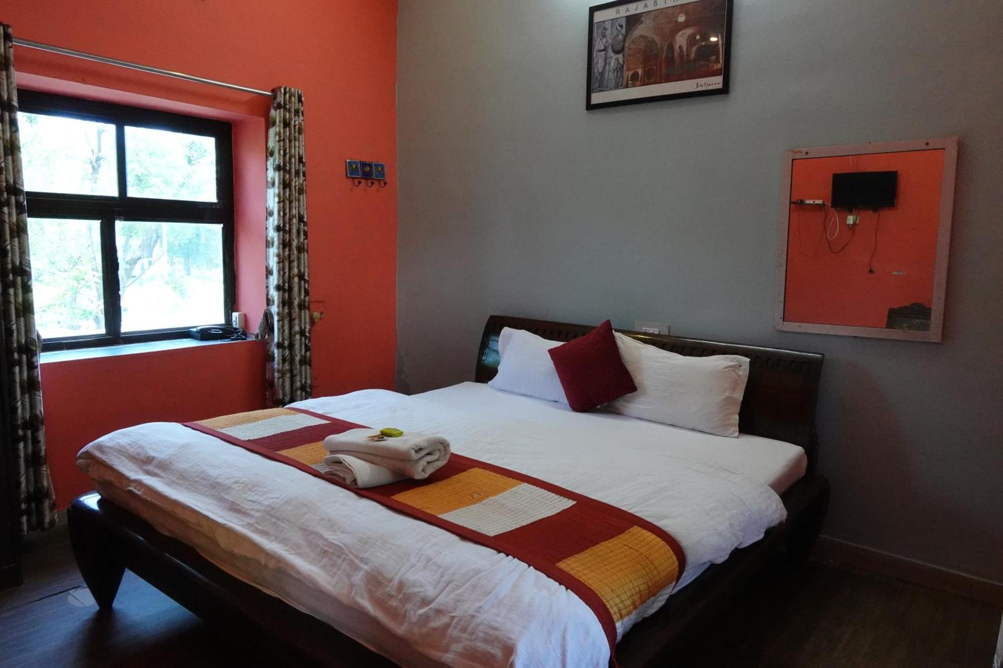 Pushkar Vela Resort Luaran gambar