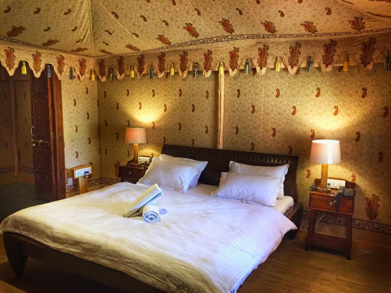 Pushkar Vela Resort Luaran gambar