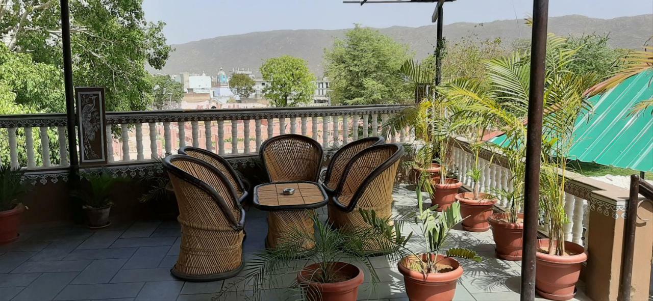 Pushkar Vela Resort Luaran gambar